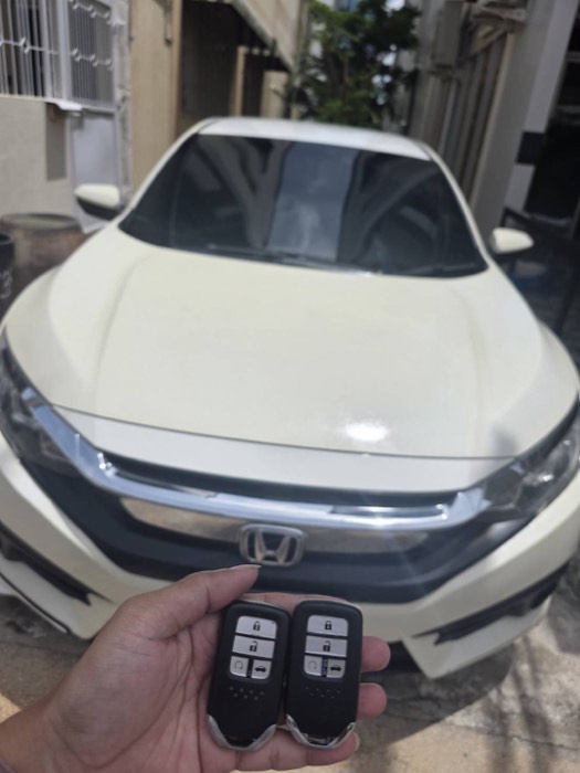 ทำกุญแจสมาร์ทคีย์ Honda Civic FC จำนวน 2 ดอก โดยช่างกุญแจ Newgen Key
