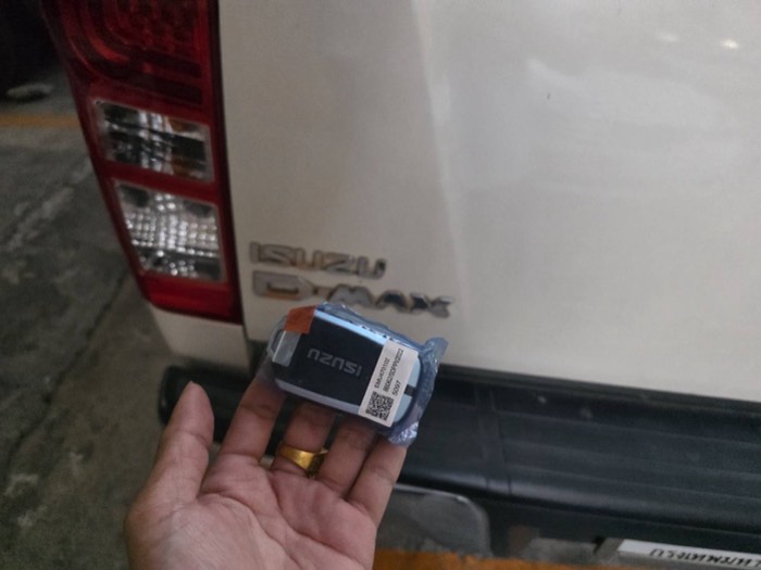 กุญแจสมาร์ทคีย์ Isuzu D-Max ตัวใหม่แกะกล่อง พร้อมโปรแกรมเข้ารถ โดย Newgen Key